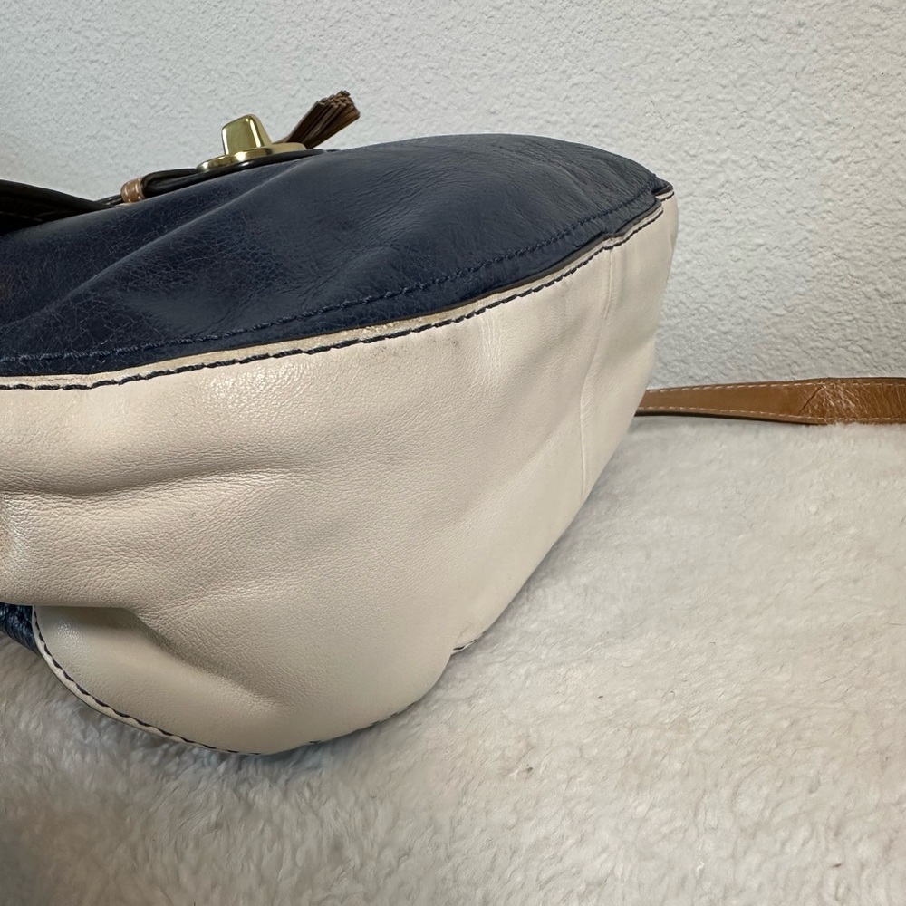 Coach Legacy Satchel Navy Cream Leather Bag Vintage Brass Turnlock Crossbody - Picture 11 of 14